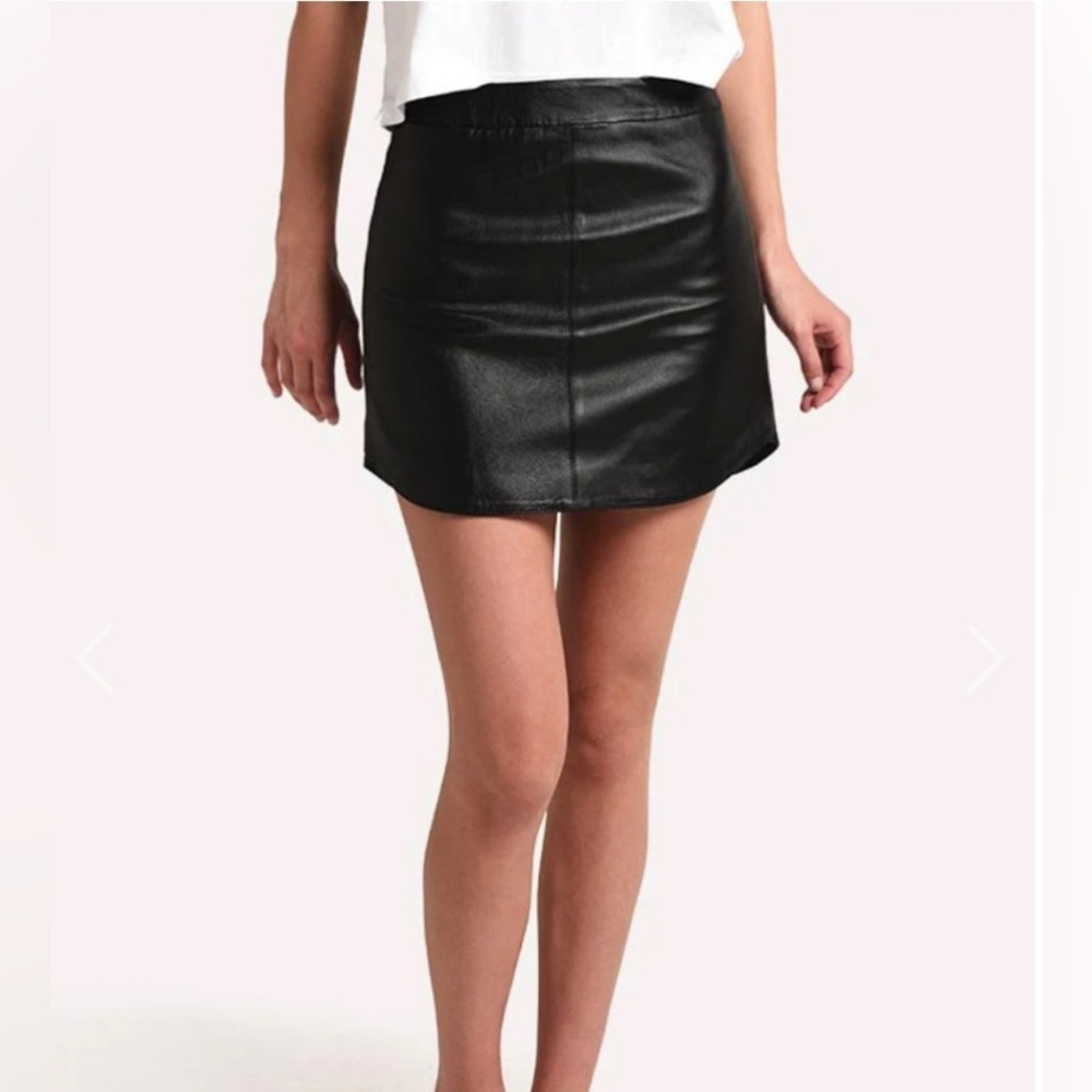 🌿BB Dakota Genuine Leather Mini Skirt